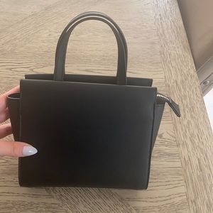 Small black handbag forever21